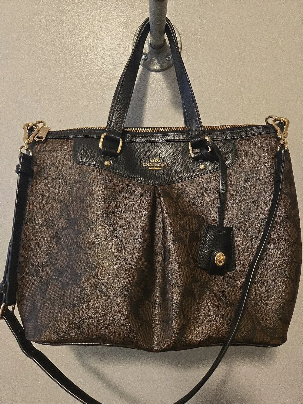 Coach Signature C 2  Way Handbag Black Brown Purse Shoulder Bag